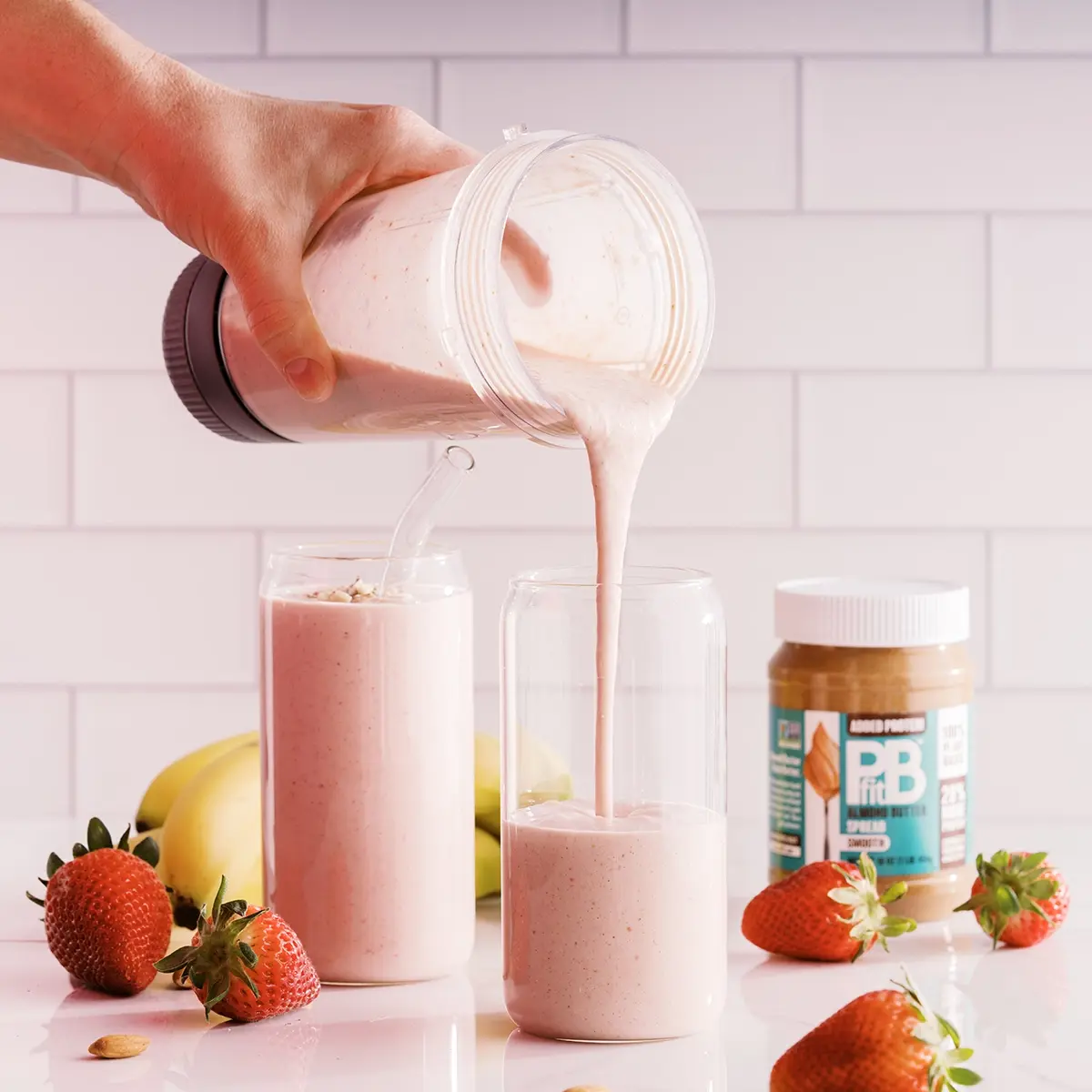 Almond Butter Strawberry Smoothie 
