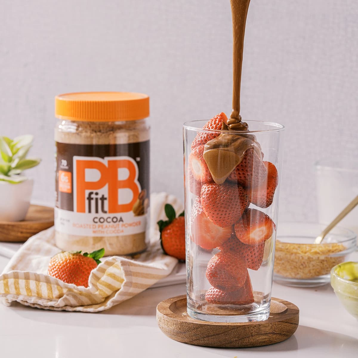PBfit Dubai Chocolate Strawberry Cup 